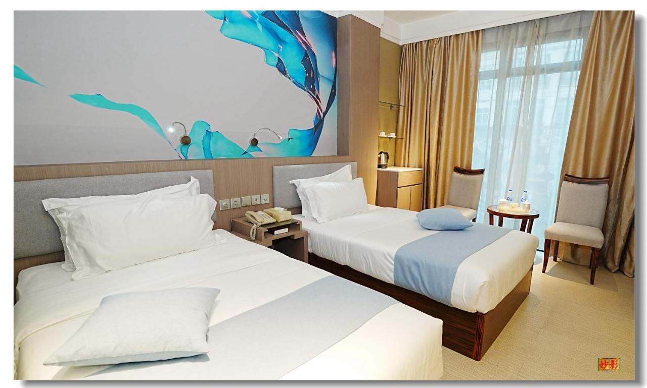 Pristinehotel Manila Exterior photo